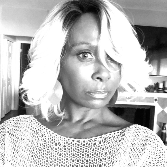 Meet your Posher, Catherine - Picture 1 of 7